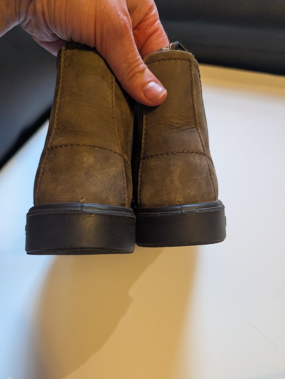 Blundstone Chelsea Boots in Taupe Brown Size 6(3) In VGUC - Picture 5 of 9